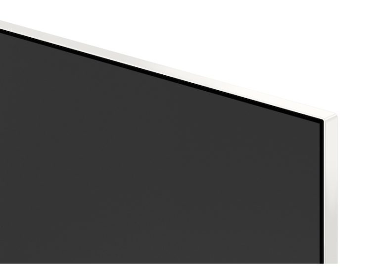 SAMSUNG 32" M80B UHD HDR Smart Computer Monitor Screen with Streaming TV, Slimfit Camera Included